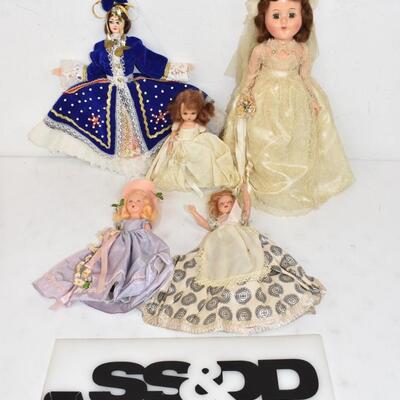 5 Decorative Dolls: 5.5
