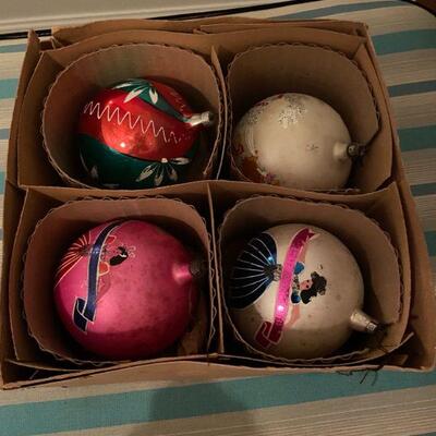 LOT OF 4 VINTAGE CHRISTMAS ORNAMENTS. BUY IT NOW $80 ALL