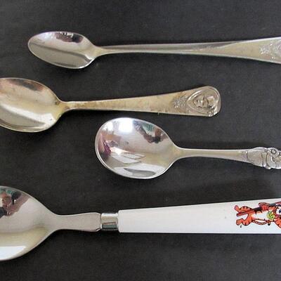 2 Kelloggs Cereal Bowls, 1 Kelloggs Child's Spoon, 2 Oneida Gerber Baby Spoons, Oneida Peter Rabbit Spoon