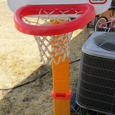 #23 Little Tikes Basketball hoop