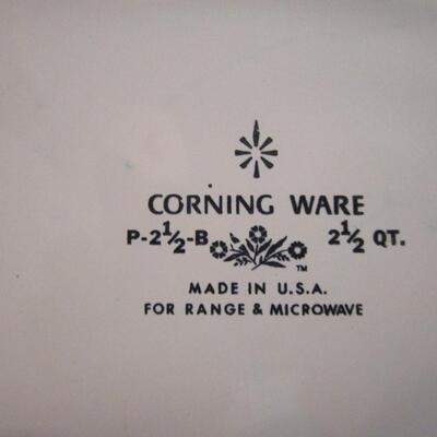 #79 Corningware dish 2 1/2 quart dish w/lid