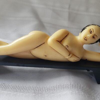 Plastic nude sculpture made in Hong Kong vintage