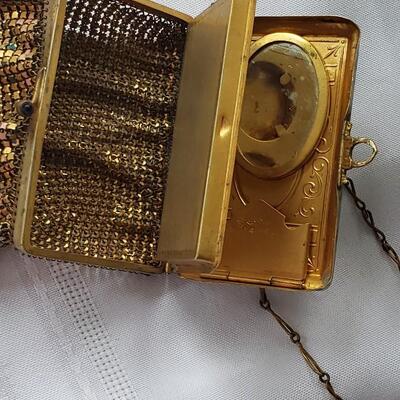 1920s Whiting and Davis Antique purse and compact 