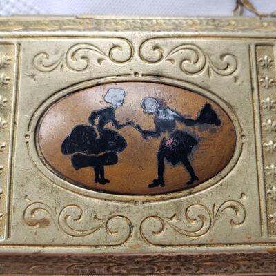 1920s Whiting and Davis Antique purse and compact 