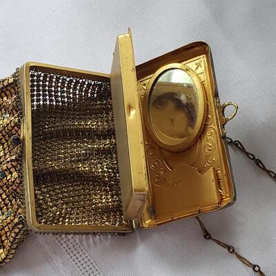 1920s Whiting and Davis Antique purse and compact 
