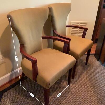 Pair of Accent Chairs 