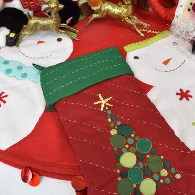 20 pc Christmas Decor: Tree Skirt, 3 stockings, Santa/Elf Countdown, Gold Trees