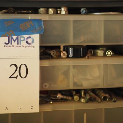 Lot 20 4 drawer plastic storage bin