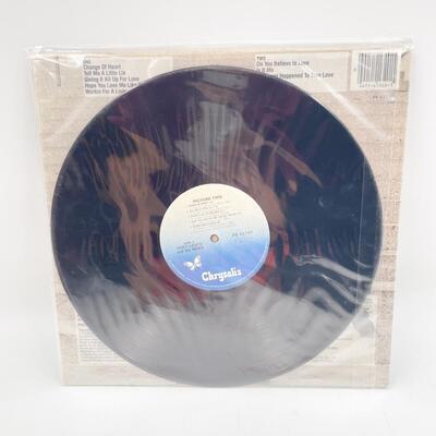 HUEY LEWIS AND THE NEWS â€œPICTURE THISâ€ VINYL RECORD