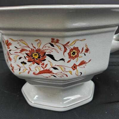 Wedgewood Kashmar  Tureen with no lid 