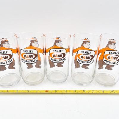 VINTAGE A&W FAMILY RESTAURANT BEAR COLLECTIBLE GLASSES (5)