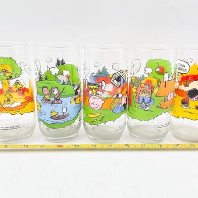 VINTAGE MCDONALDâ€™S â€œPEANUTS - CAMP SNOOPYâ€ COLLECTIBLE GLASSES (5)