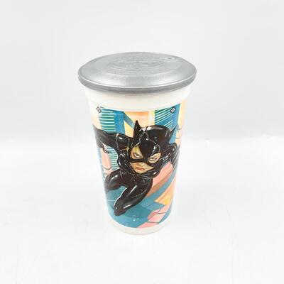 1992 MCDONALDâ€™S BATMAN RETURNS â€œCATWOMANâ€ COLLECTIBLE PLASTIC CUP AND LIS