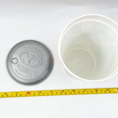 1992 MCDONALDâ€™S BATMAN RETURNS â€œCATWOMANâ€ COLLECTIBLE PLASTIC CUP AND LIS
