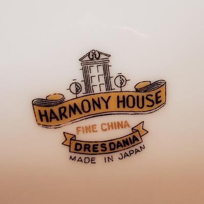 Harmony House Dresdiana service for 10 