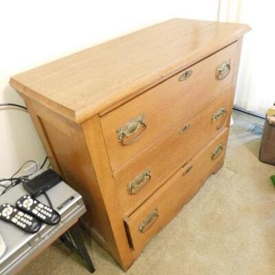 Antique Oak Chest of Drawers 
