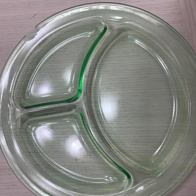 Vintage Depression Glass 15 Pc Uranium Green Glass 9â€ Dinner Plates