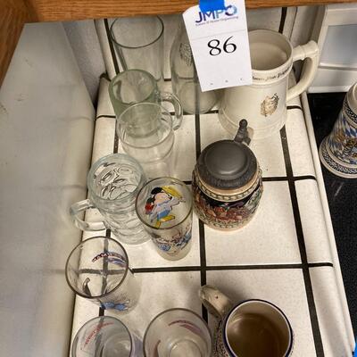 Lot 86: Beer steins and glassware