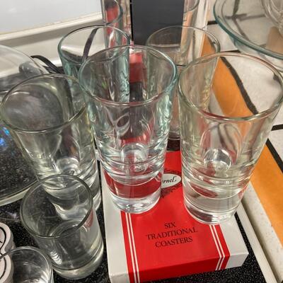 Lot 84:  Bar wares