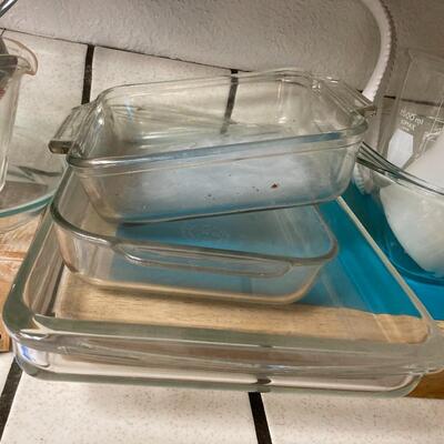 Lot 85:  Metal and Pyrex Glass Bake ware