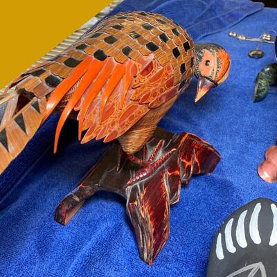 Lot 75:  Carousel horse and home decor items