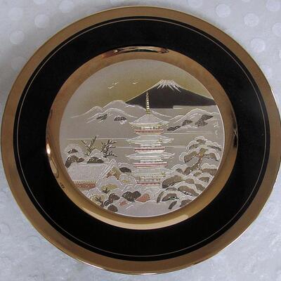 1985 Ltd Ed #2674/9500 Chokin Plate, Pagota with Mt Fugi, Jean Claude Int, Japan
