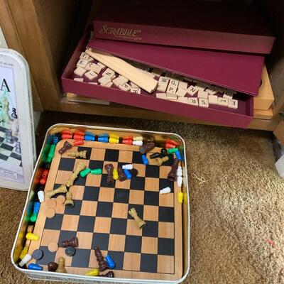 Lot 88:  Games