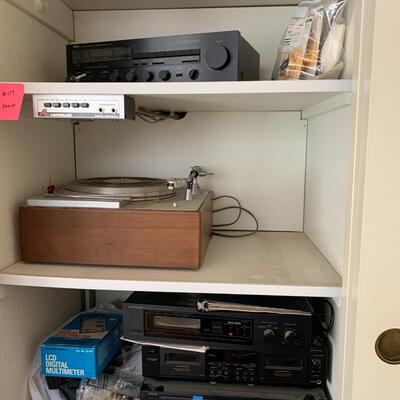 Lot 117:  Audio components