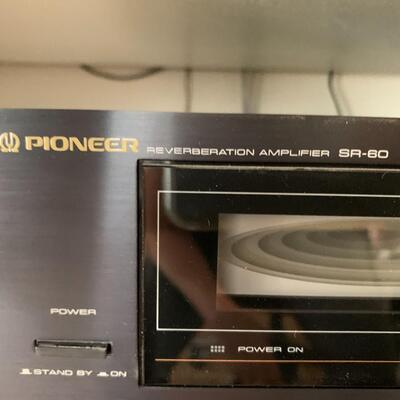 Lot 117:  Audio components