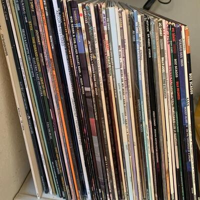 Lot 116: LP Record albums