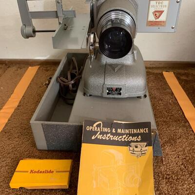 Lot 114:  Vintage slide projector
