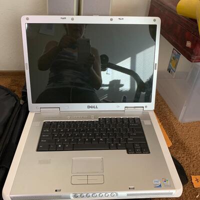 Lot 113: Dell laptop and Yamaha speakers