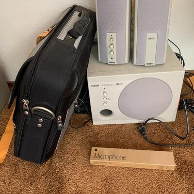 Lot 113: Dell laptop and Yamaha speakers