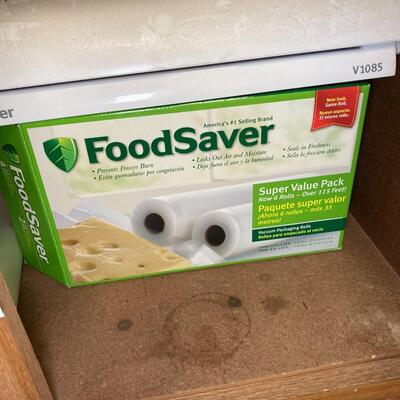 Lot 73:  Foodsavers