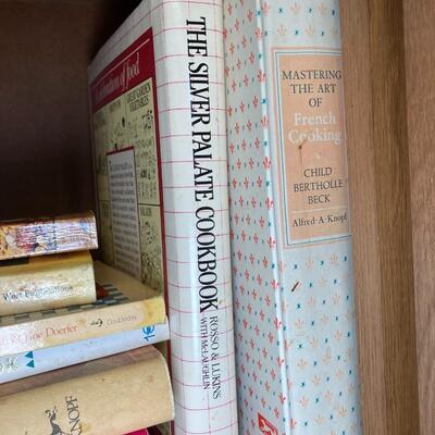 Lot 71: Cookbooks
