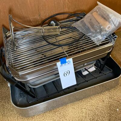 Lot 69: Indoor rotisserie
