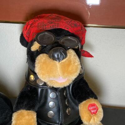 Lot 60:  Stuffed sports characters and toys