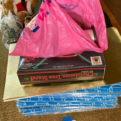 Lot 58:  Christmas and gift wrap