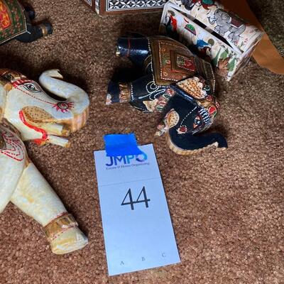 Lot 44:  Decorative pieces #3