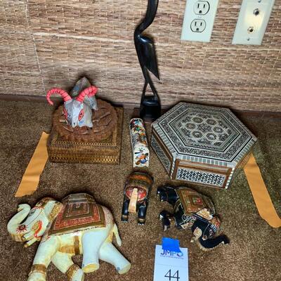 Lot 44:  Decorative pieces #3