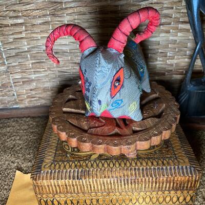 Lot 44:  Decorative pieces #3