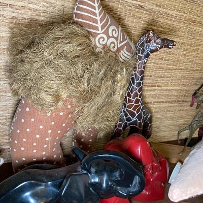 Lot 43:  Ethnic Home Decor including Mata Ortiz bowl