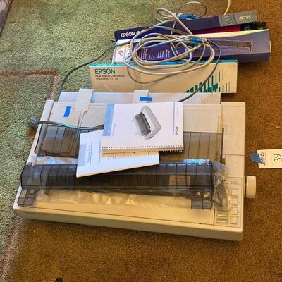Lot 39: Vintage Epson large format printer