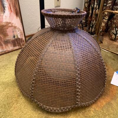 Lot 35: Lighting