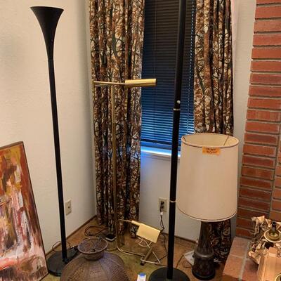 Lot 35: Lighting