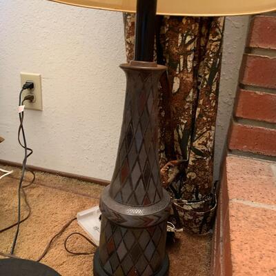 Lot 35: Lighting