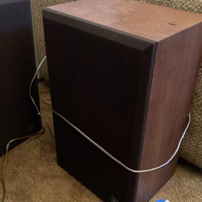 Lot 33:  JBL Speakers