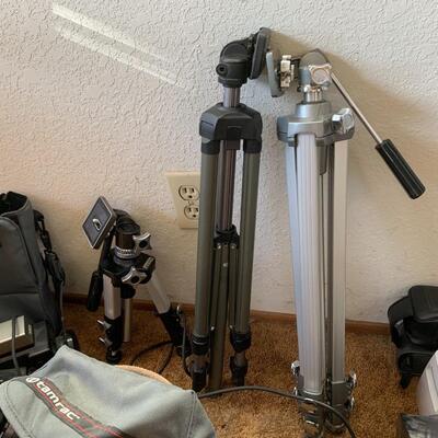 Lot 107:  Cameras and accessories