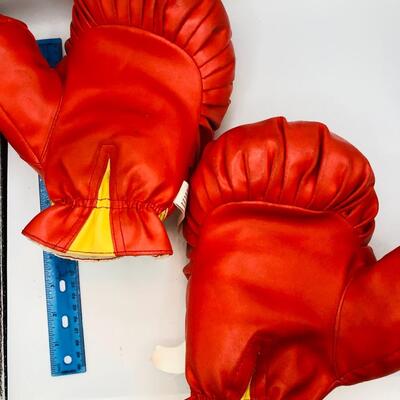 Vintage Rock Sockâ€em Bopping Boxing Gloves