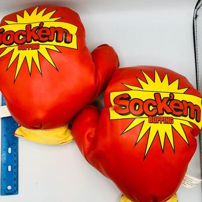 Vintage Rock Sockâ€em Bopping Boxing Gloves